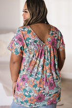 Load image into Gallery viewer, Multicolor Floral Print Asymmetric Hem Short Sleeve Top
