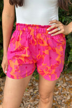 Load image into Gallery viewer, Floral Print Smocked Waist Shorts
