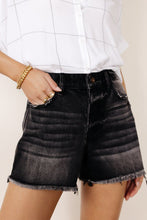 Load image into Gallery viewer, Vintage Washed High Waist Frayed Cutoff Denim Shorts
