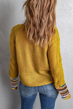 Laden Sie das Bild in den Galerie-Viewer, Lace up V Neck Knit Sweater - www.novixan.com
