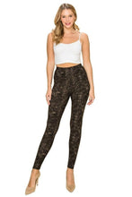 Laden Sie das Bild in den Galerie-Viewer, Multi Print, Full Length, High Waisted Leggings In A Fitted Style With An Elastic Waistband - www.novixan.com
