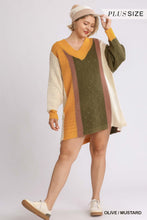 Cargue la imagen en el visor de la galería, Oversized Multicolor Bouclé V-neck Pullover Sweater Dress With Side Slit - www.novixan.com
