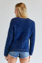 Laden Sie das Bild in den Galerie-Viewer, Cute Fuzzy Thick Knit Polak Dot Sweater - www.novixan.com
