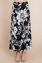 Laden Sie das Bild in den Galerie-Viewer, Floral Printed Maxi Skirt With Elastic Waistband - www.novixan.com
