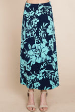 Laden Sie das Bild in den Galerie-Viewer, Floral Printed Maxi Skirt With Elastic Waistband - www.novixan.com
