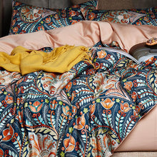 Laden Sie das Bild in den Galerie-Viewer, Egyptian Silky Soft Duvet Bedding Set 4/6 Pcs - www.novixan.com
