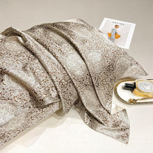 Cargue la imagen en el visor de la galería, Luxury Soft 4Pcs Rayon Satin Comforter Cover Bedding Set - www.novixan.com
