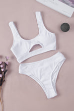Laden Sie das Bild in den Galerie-Viewer, 2-teiliges, einfarbiges Bikini-Set mit geripptem Ausschnitt

