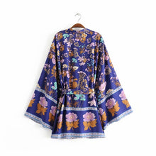 Cargue la imagen en el visor de la galería, Women&#39;s Vintage Autumn Kimono Floral Bohemian Cover-Up - www.novixan.com
