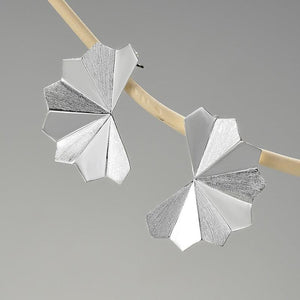 Oriental Element Big Folding Fan Design Stud Earrings - www.novixan.com