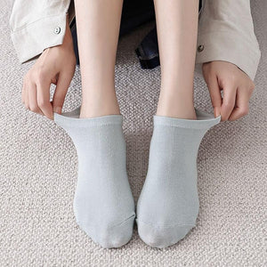 Embroidery Cotton Ankle Short Socks 4 Pairs - www.novixan.com