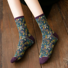 Laden Sie das Bild in den Galerie-Viewer, Women&#39;s Cotton Socks Long Socks - www.novixan.com
