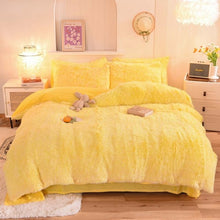 Laden Sie das Bild in den Galerie-Viewer, Warm Cozy Super Shaggy Coral Fleece Bedding Cover Set - www.novixan.com
