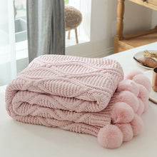 Laden Sie das Bild in den Galerie-Viewer, Soft Chenille Knitted Blanket for Bed and Sofa - www.novixan.com
